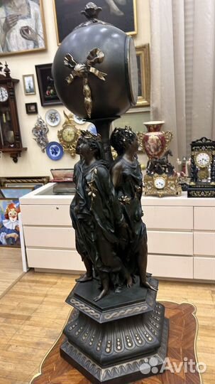 Старинные часы 19 в Бронза