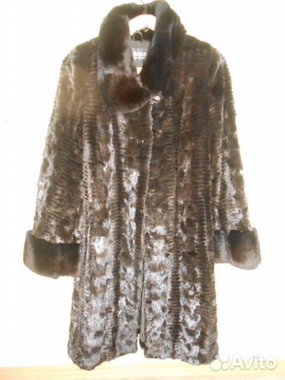 Красивая шубка из норки