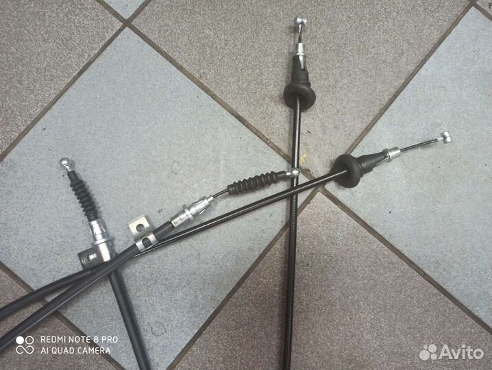 Mitsubishi ASX трос ручника