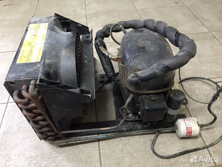 Холодильный блок для витрины