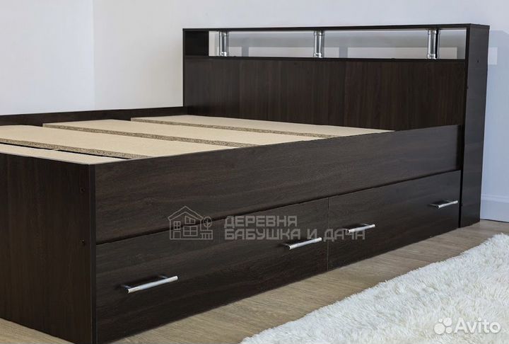 Кровать двуспальная