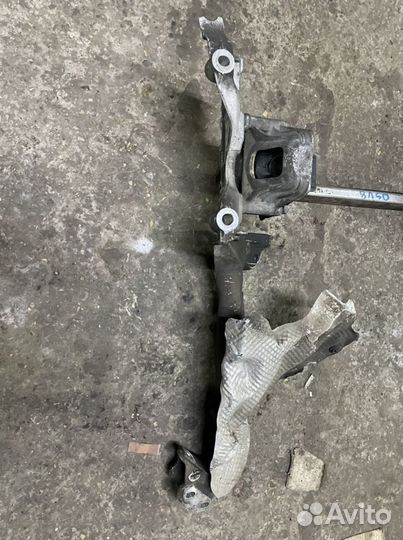 Подрамник передний Audi A4 B8, A5