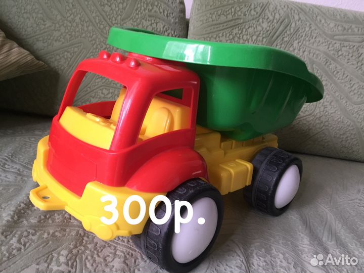 Грузовик детский