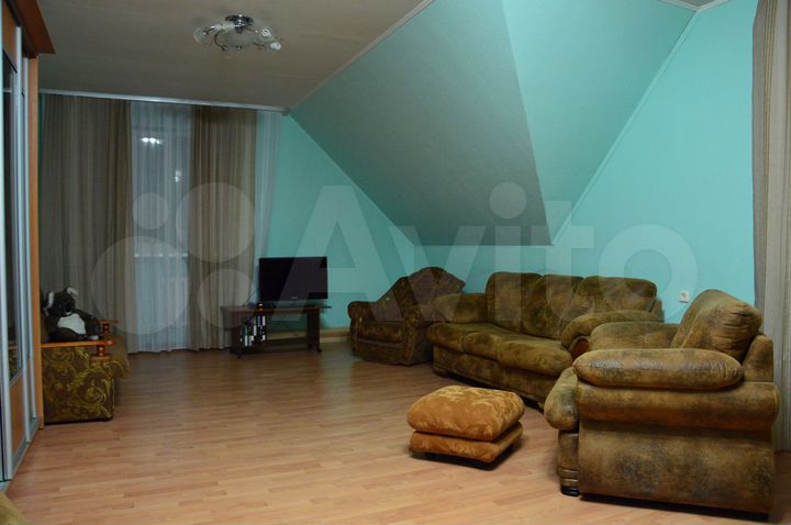 Дом 335,3 м² на участке 24 сот.