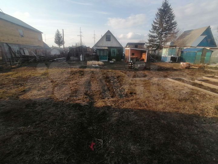 Дача 20 м² на участке 6 сот.