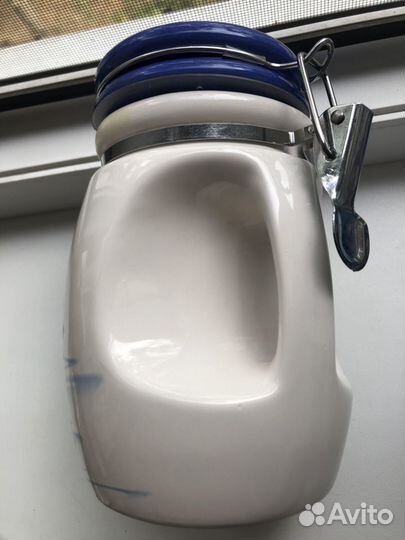 Красивая керамическая баночка Flower