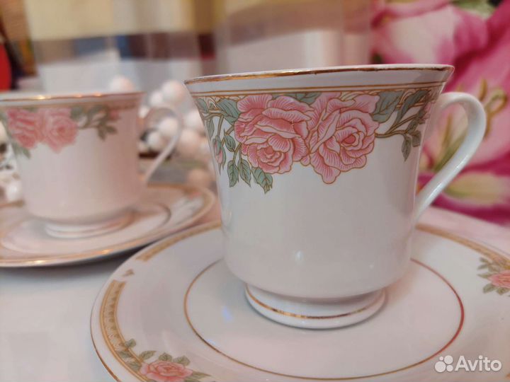 Чашки с блюдцами из китайского фарфора
