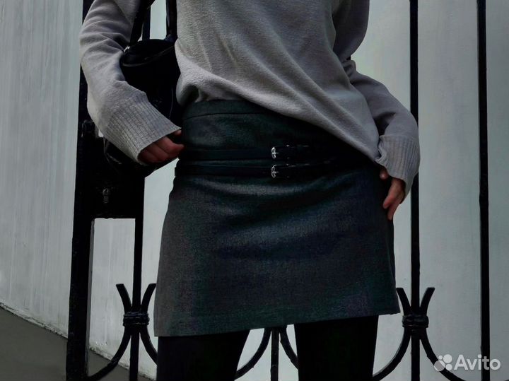Серая мини-юбка