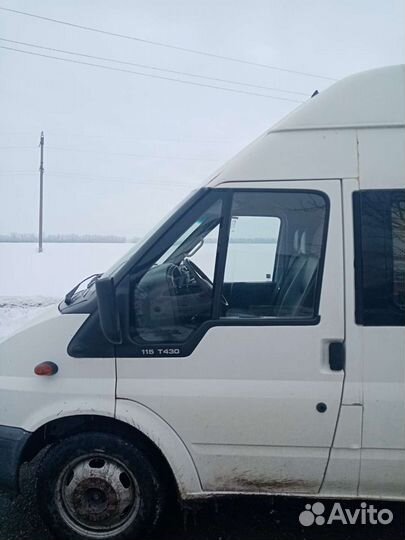 Ford Transit цельнометаллический, 2005