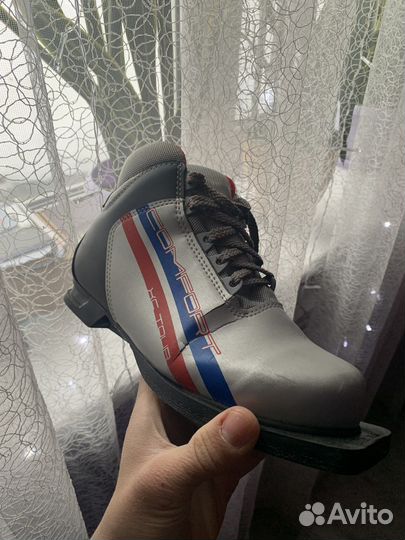 Лыжные ботинки, 37 размер
