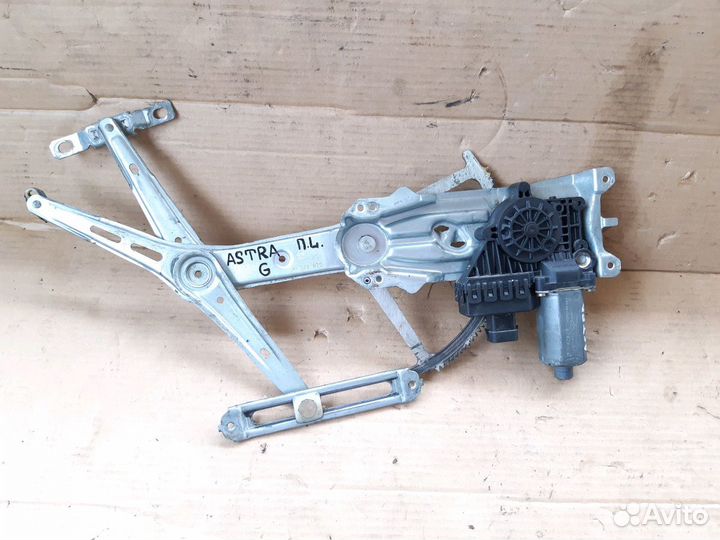 Стеклоподъемник передний Опель Астра Джи