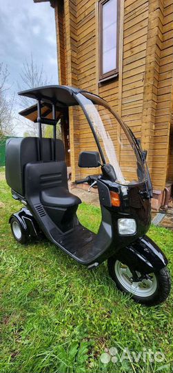 Скутер Honda Gyro Canopy PGM-FI