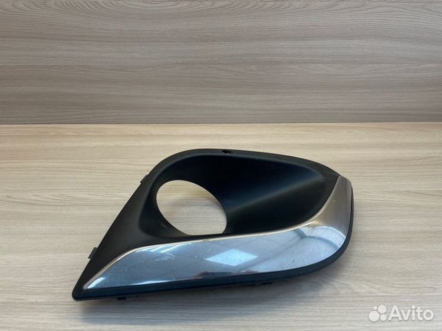 Заглушка противотуманной фары передняя левая LADA