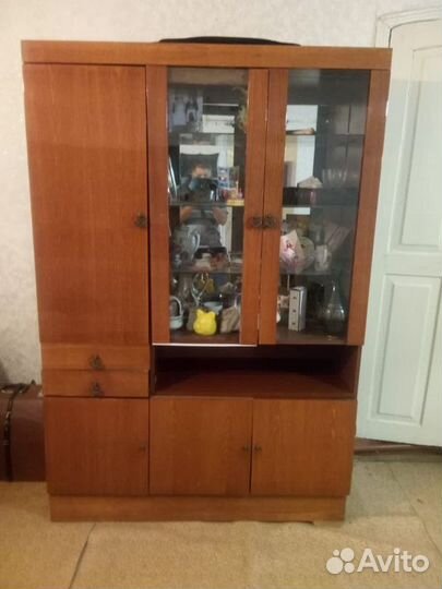 Буфеты и серванты