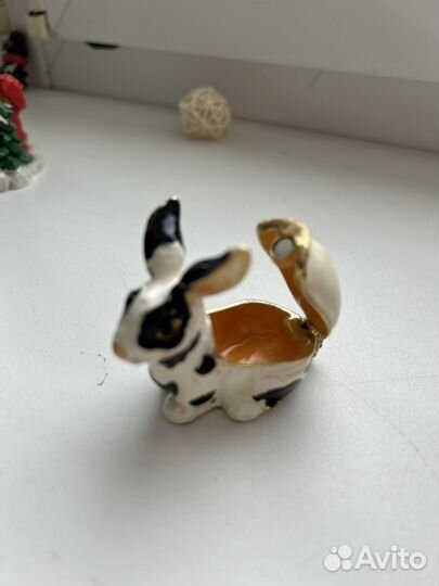 Декоративный кролик-шкатулка