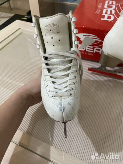 Фигурные коньки edea overture 200