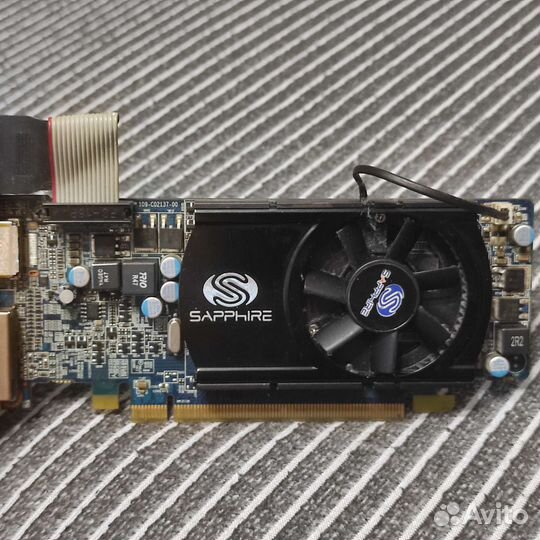 Видеокарта Radeon HD 5550 1Gb