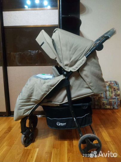 Детская коляска прогулочная