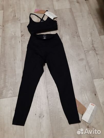 Костюм для тренировок