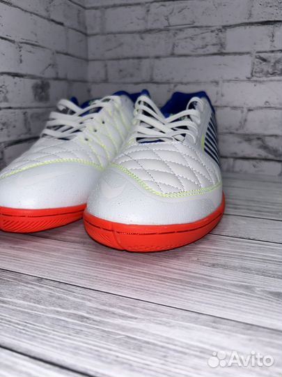 Футзалки Nike Lunar Gato 2