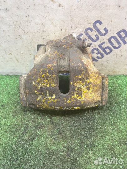 Суппорт передний левый Brilliance M2 4G93 седан