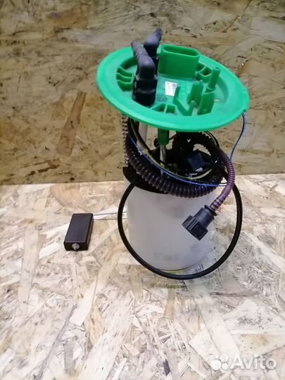 Бензонасос Audi A6 C6 3.2 AUK