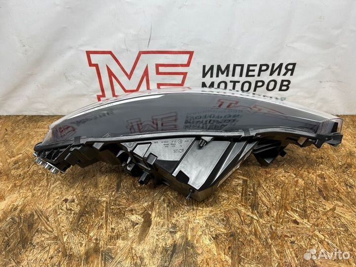 Фара передняя левая Renault Arkana 2022