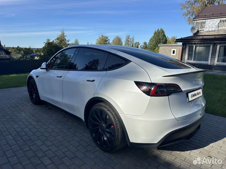 Tesla Model Y 450 л.с. AT, 2022, 40 000 км
