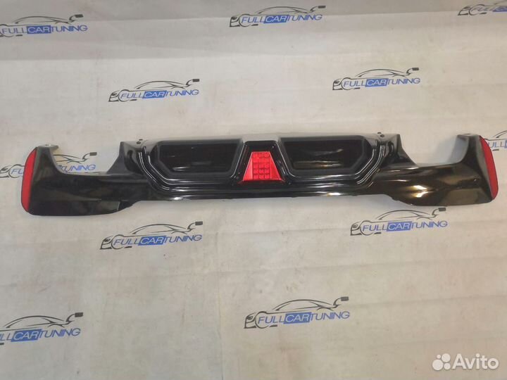 Диффузор BMW 5 G30 CS со стоп сигналом