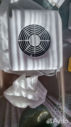 Настольный пылесос для маникюра