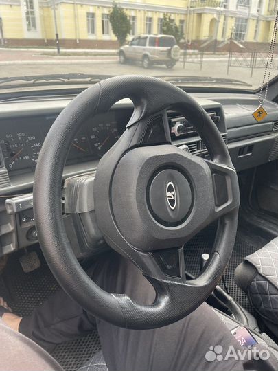 Руль для автомобиля
