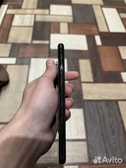 iPhone Xs, 64 ГБ