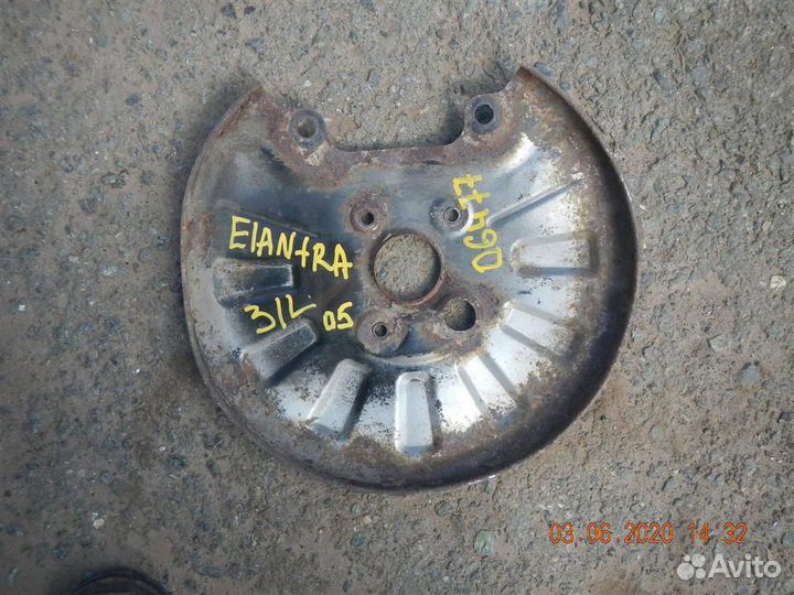 Щит опорный задний левый Hyundai Elantra 2000-2005