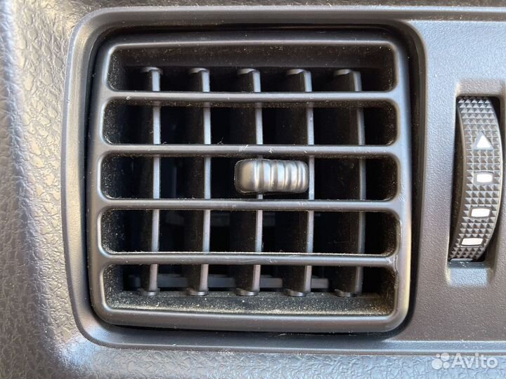 Toyota Camry v70 Воздуховод консоли