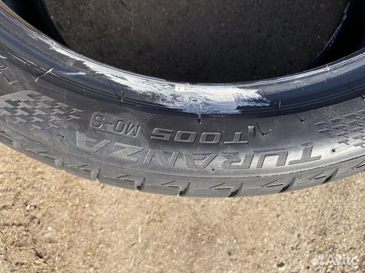 Bridgestone Turanza T005 255/40 R20 и 285/35 R20