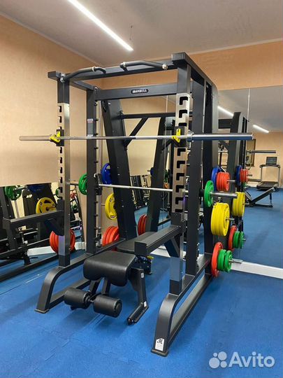 Профессиональные силовые тренажёры и оборудование