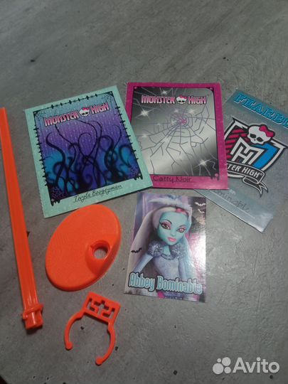 Аксессуары, одежда, обувь для кукол Монстер Хай