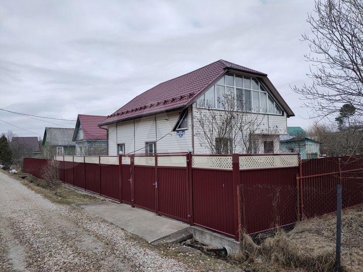 Дом 146,8 м² на участке 6 сот.