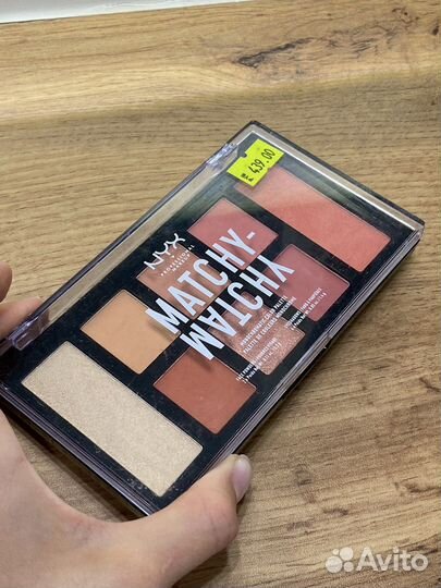 Палетка теней nyx