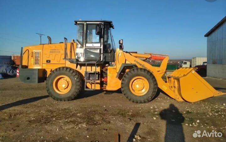 Фронтальный погрузчик в аренду
