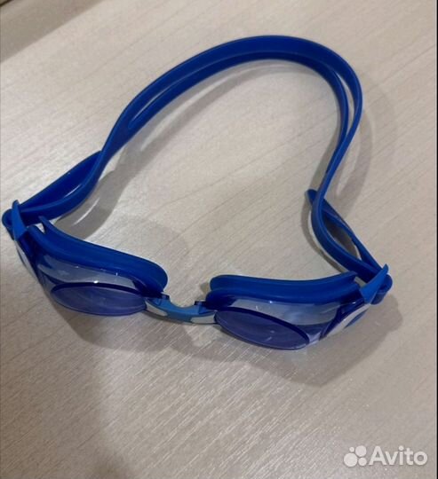 Очки для плавания