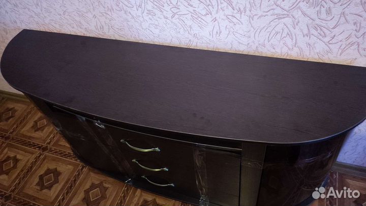 Тумба под телевизор