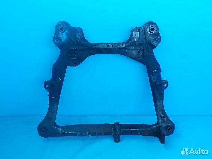 Подрамник двигателя toyota Camry V40 2006-2011