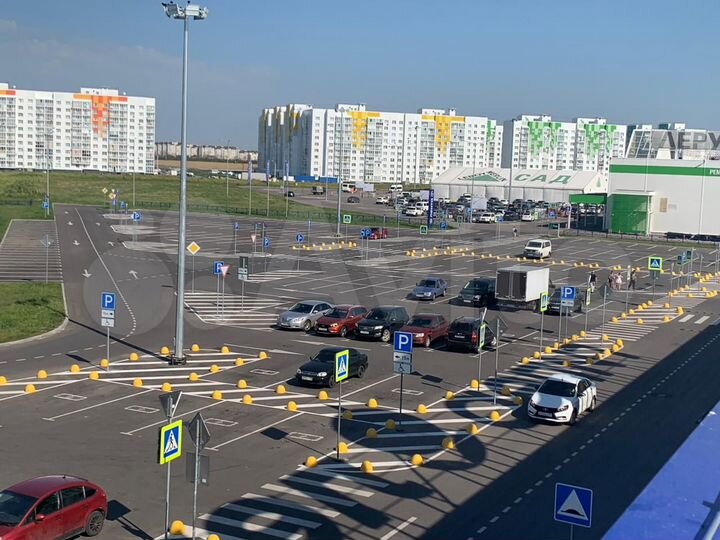 Торговая площадь ТК Лента, Отрадное, парк 30 м²