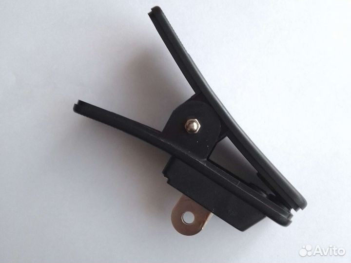 Прищепка для ковриков