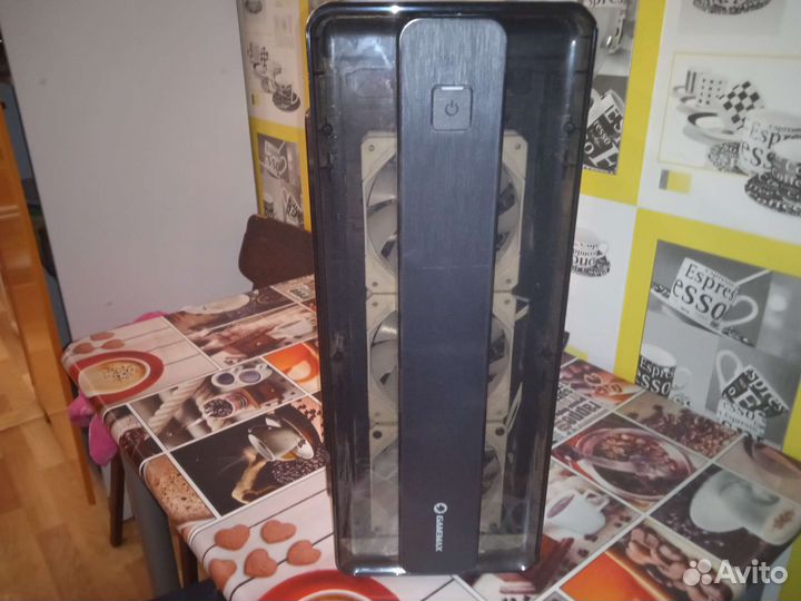 Корпус для пк с б/п 550w