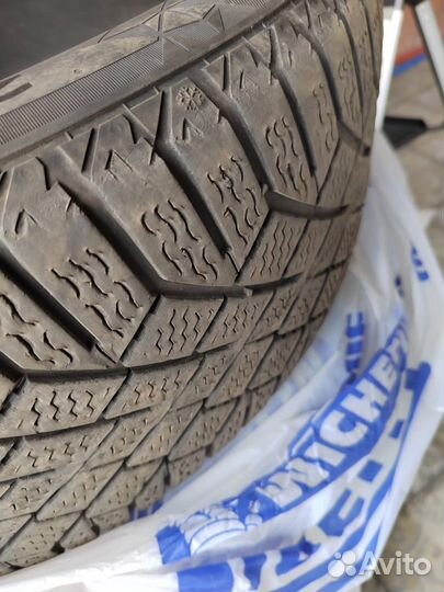 Continental ContiVikingContact 7 205/55 R17 95T