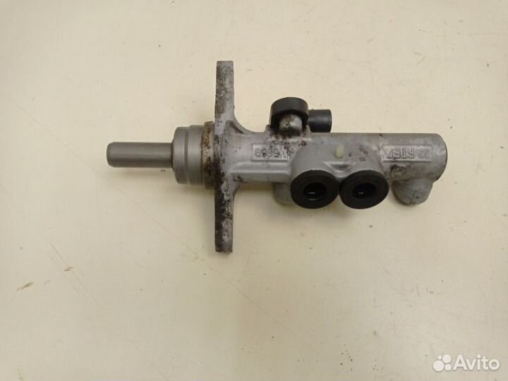 Цилиндр тормозной главный Volkswagen Polo cfna
