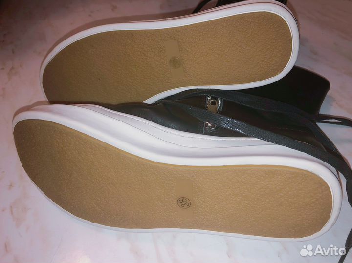 Высокие кеды на молнии кожаные