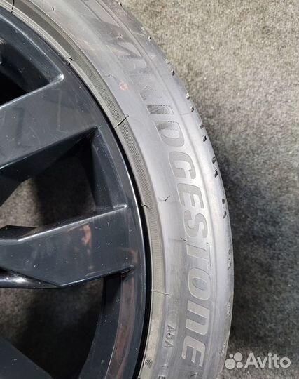 R20 Bridgestone Potenza S007 255/40, PCD 5x112 DIA 57.1